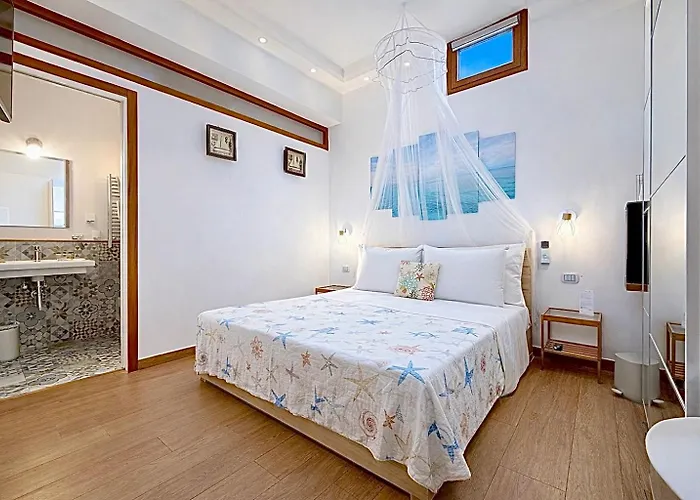 La Terrazza De Luxe Гостьовий будинок Сорренто