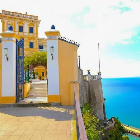 La Terrazza De Luxe סורנטו