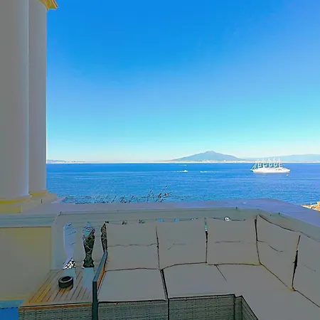 La Terrazza De Luxe Гостевой дом Сорренто