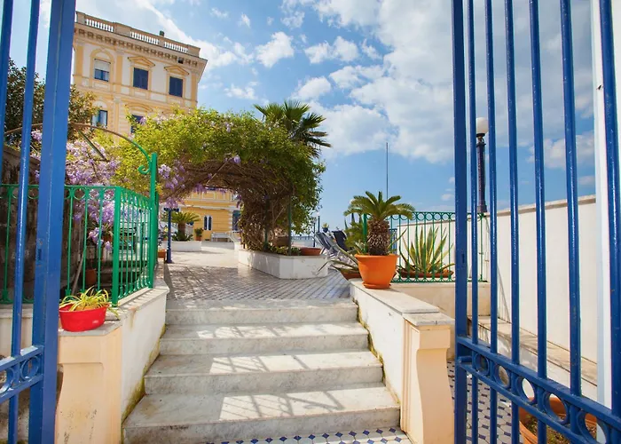 De Luxe La Terrazza Affittacamere Sorrento