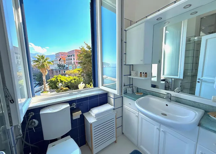 بيت ضيافة La Terrazza De Luxe سورينتو